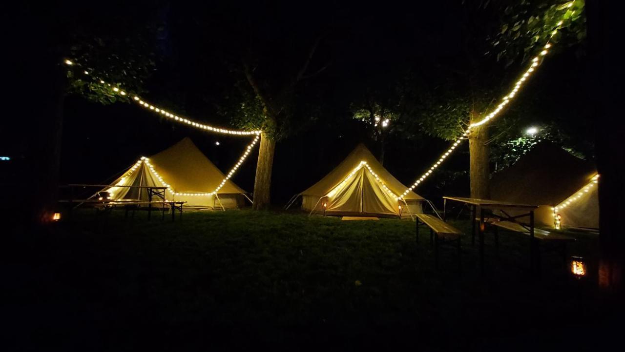 Camping Llavorsí エクステリア 写真
