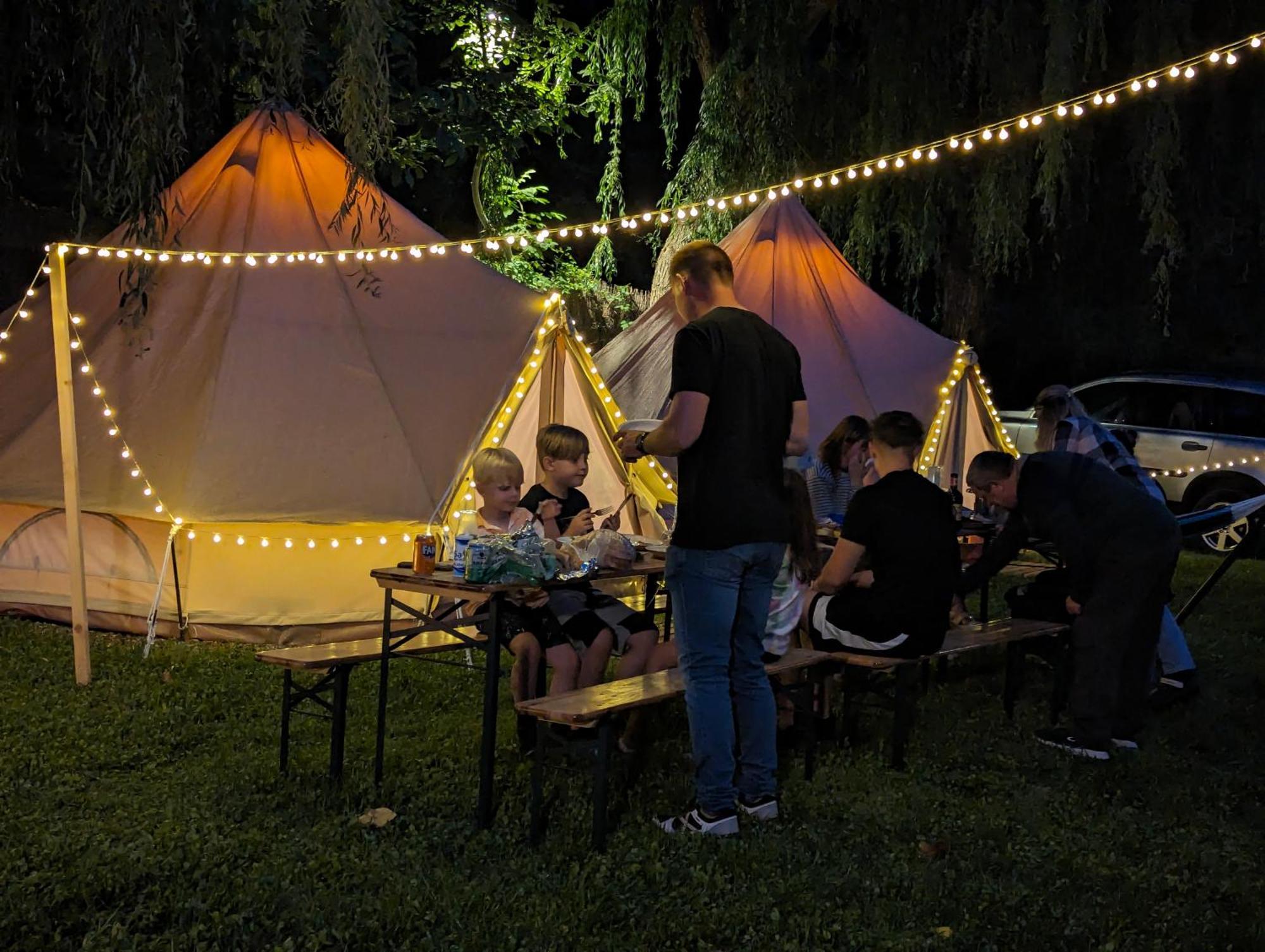 Camping Llavorsí エクステリア 写真